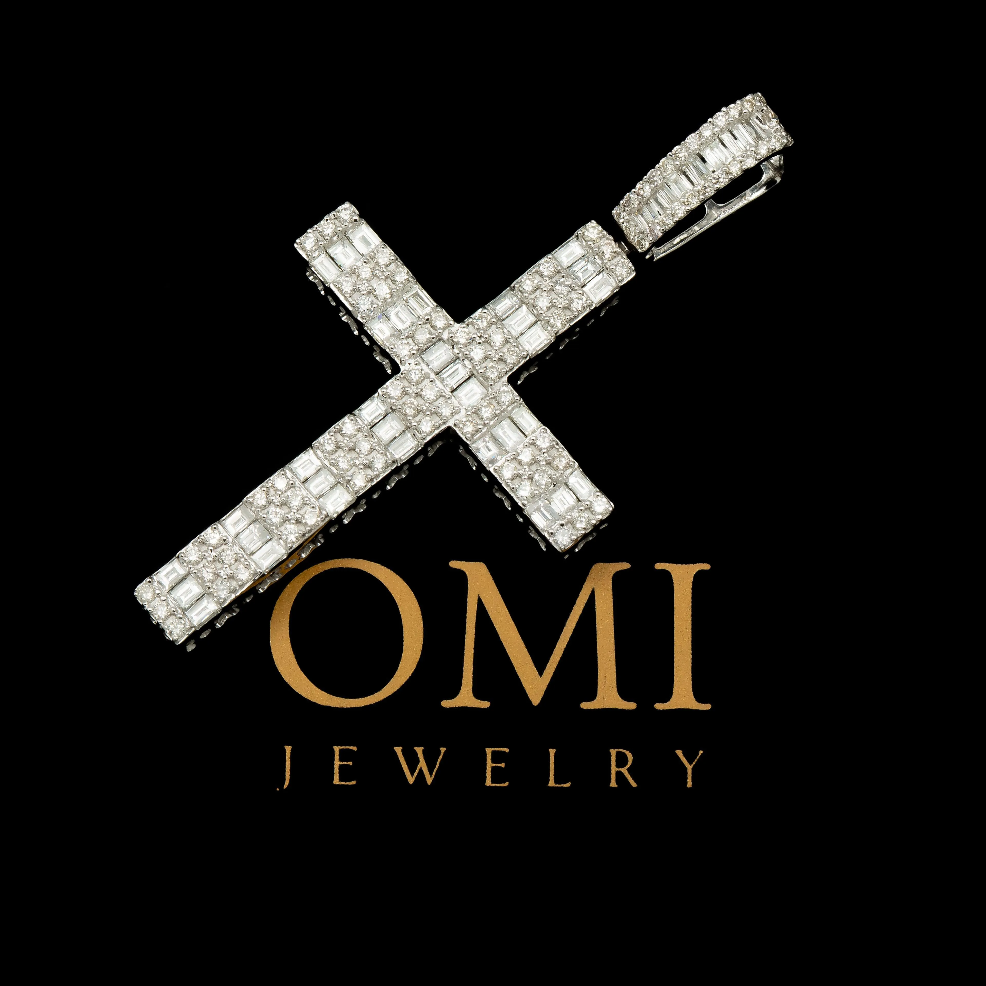 10K GOLD BAGUETTE AND ROUND DIAMOND CROSS PENDANT 2.75 CT