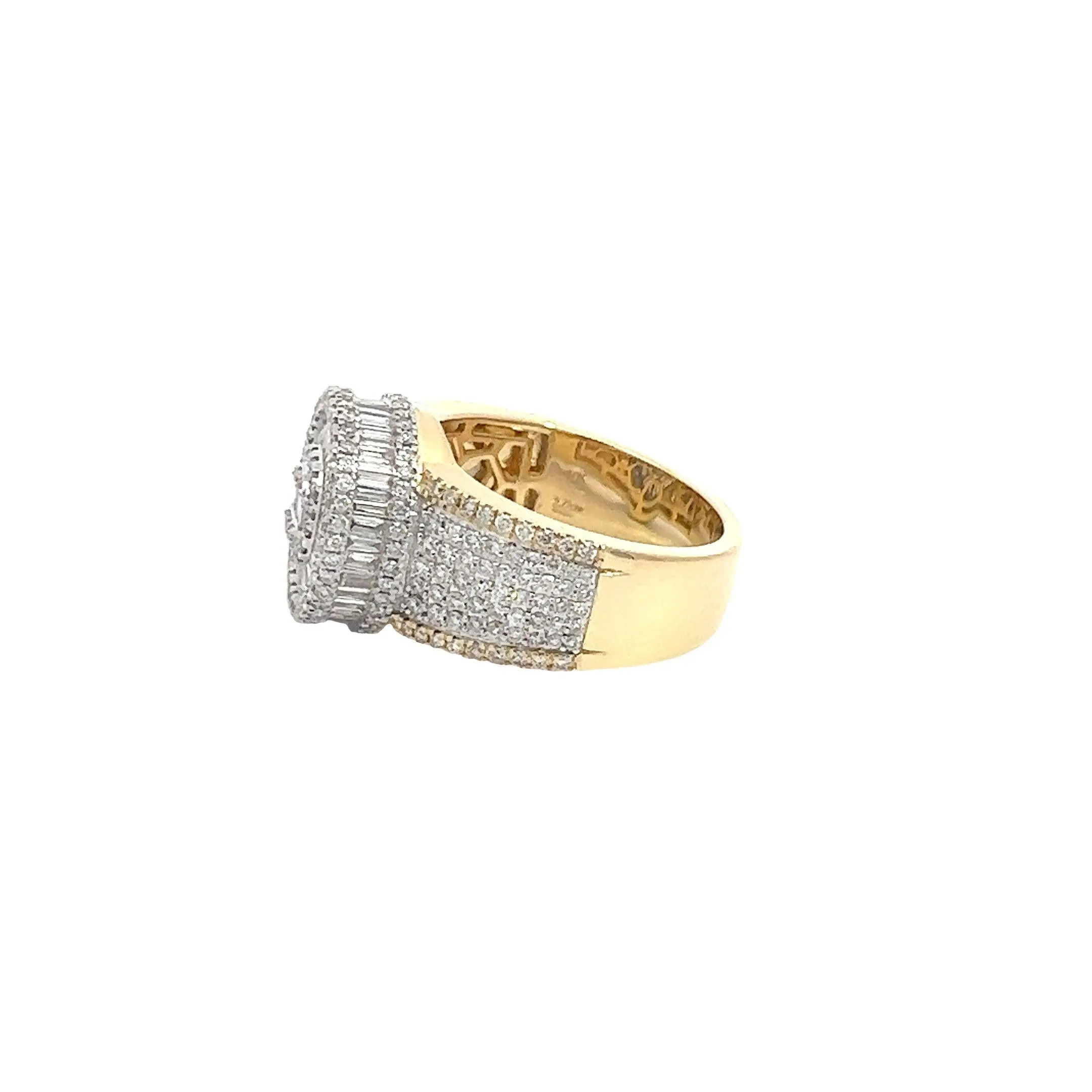 10K GOLD ROUND AND BAGUETTE DIAMOND RING 2.73 CT