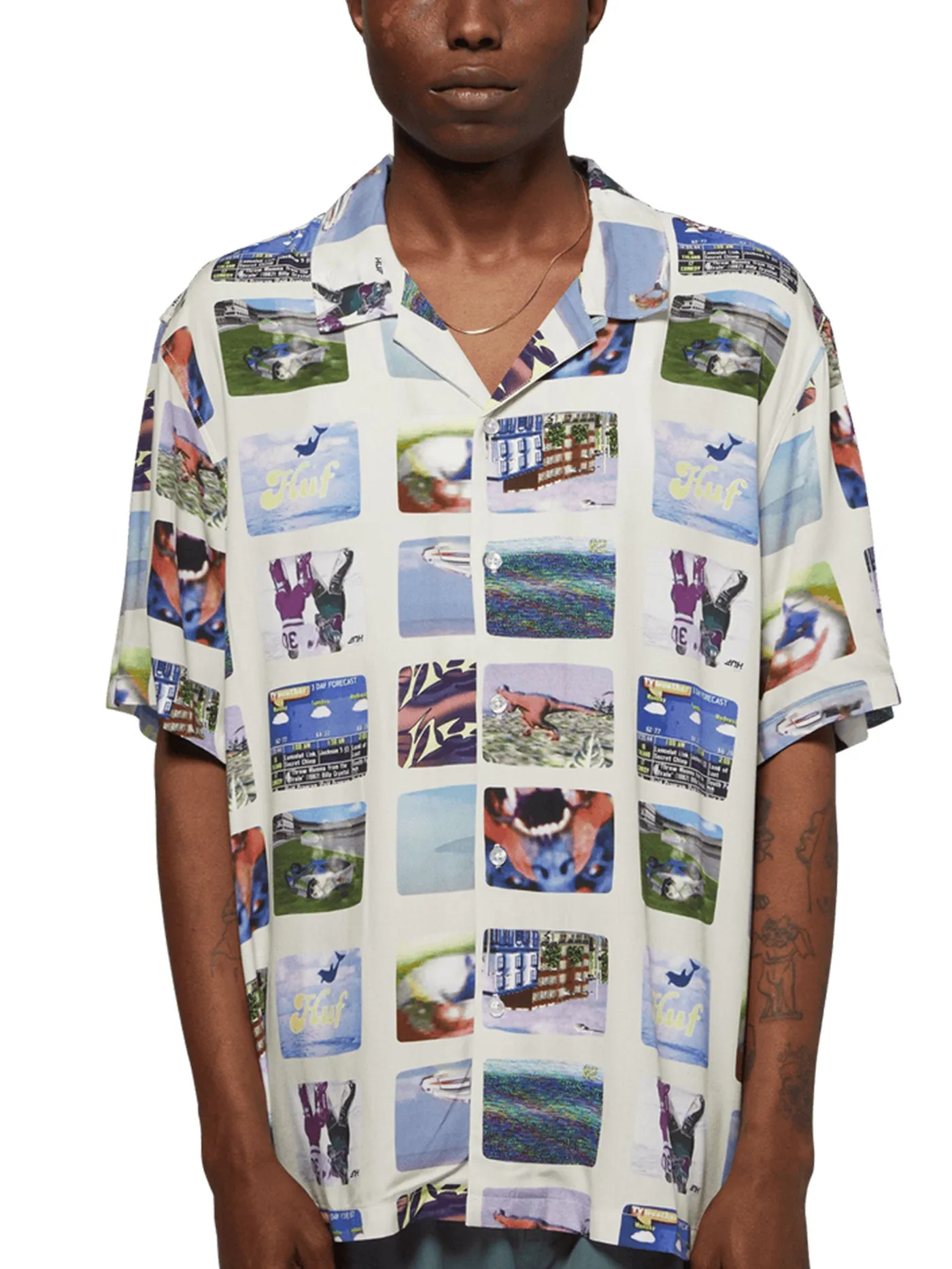 500 Channels Resort Short Sleeve Buttondown Shirt