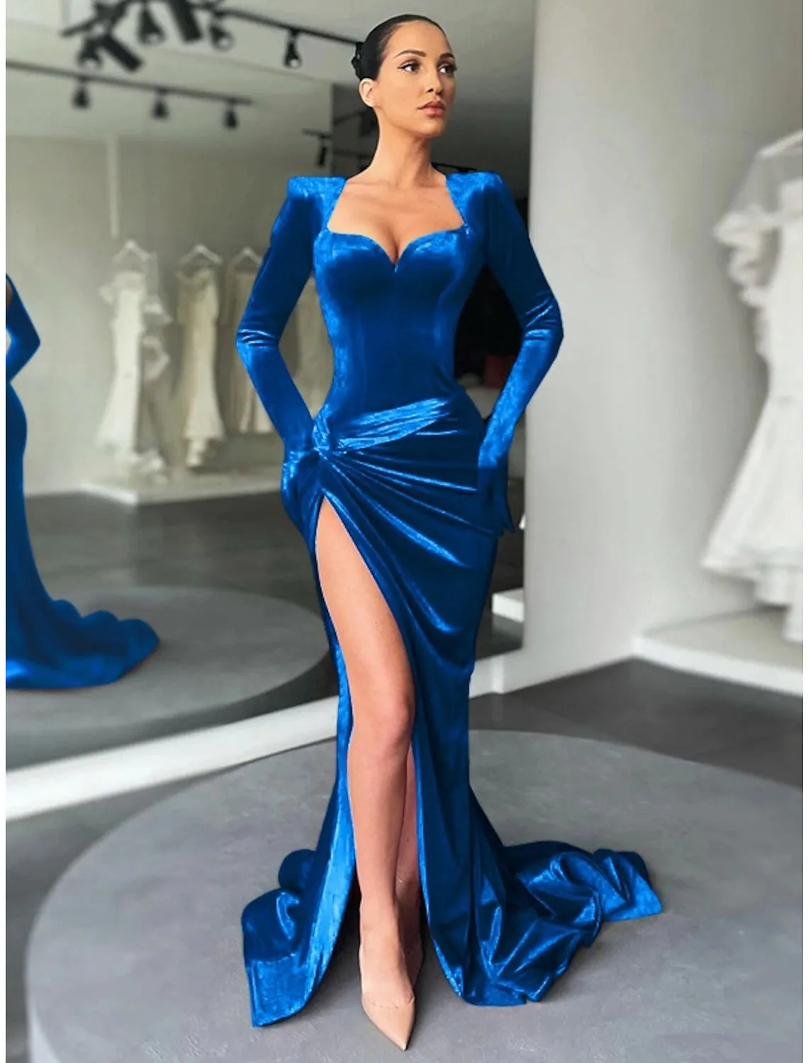 A-Line Evening Gown Vintage Dress Formal Fall Court Train Long Sleeve Sweetheart Velvet with Ruched Slit