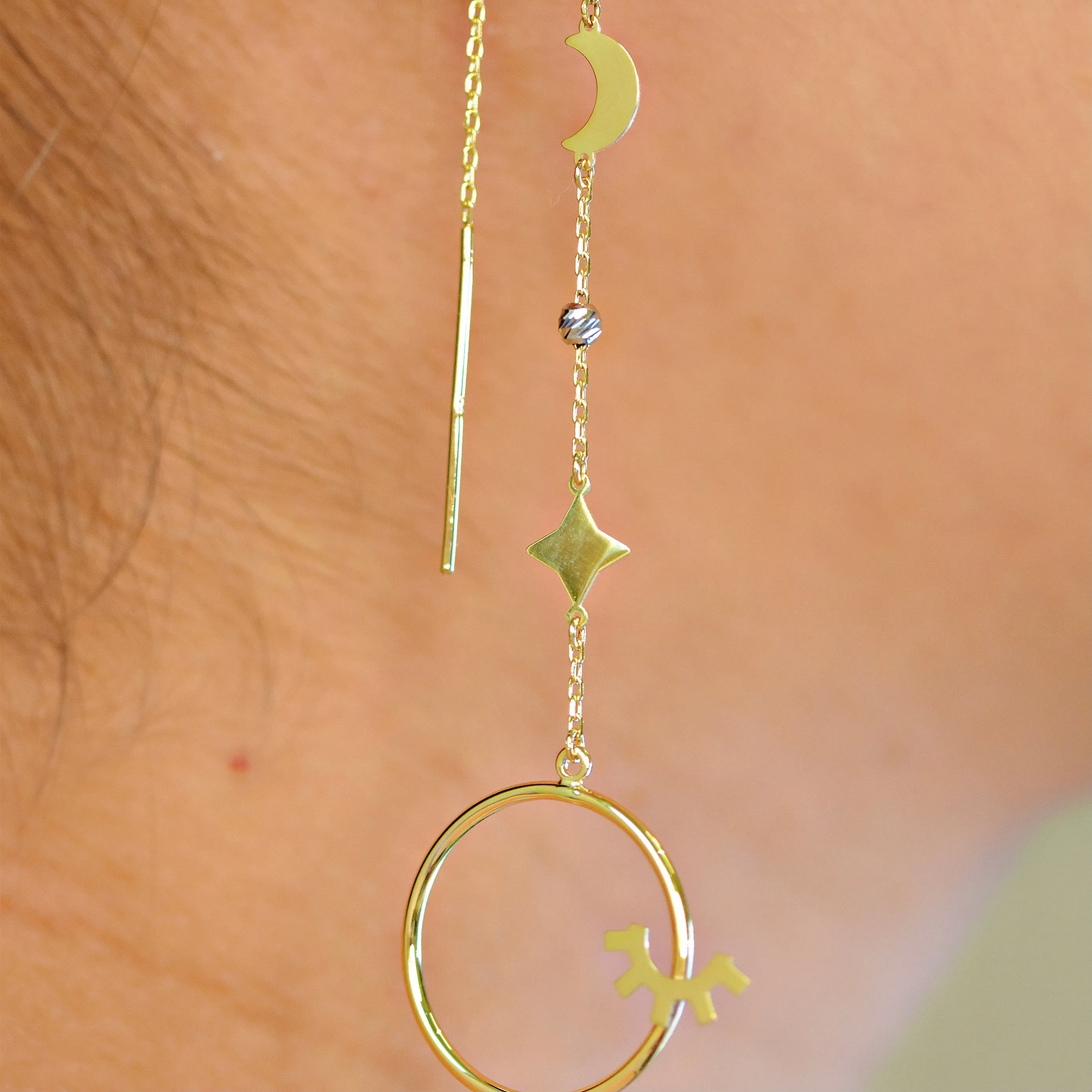 Aretes Tipo Aguja Luna, Estrella y Ojo