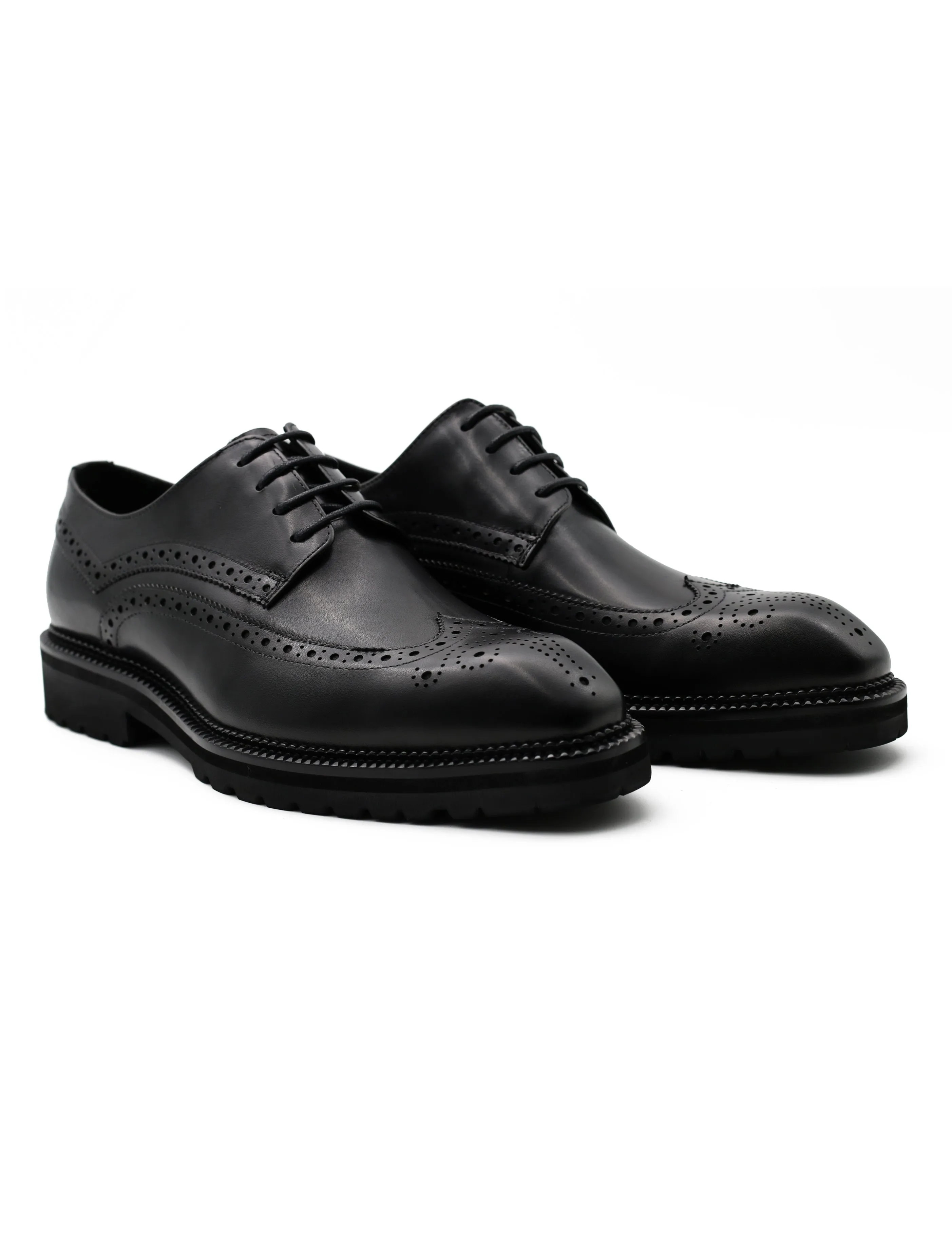 BLACK LEATHER DERBY LACE-UP SEMI BROGUE SHOES