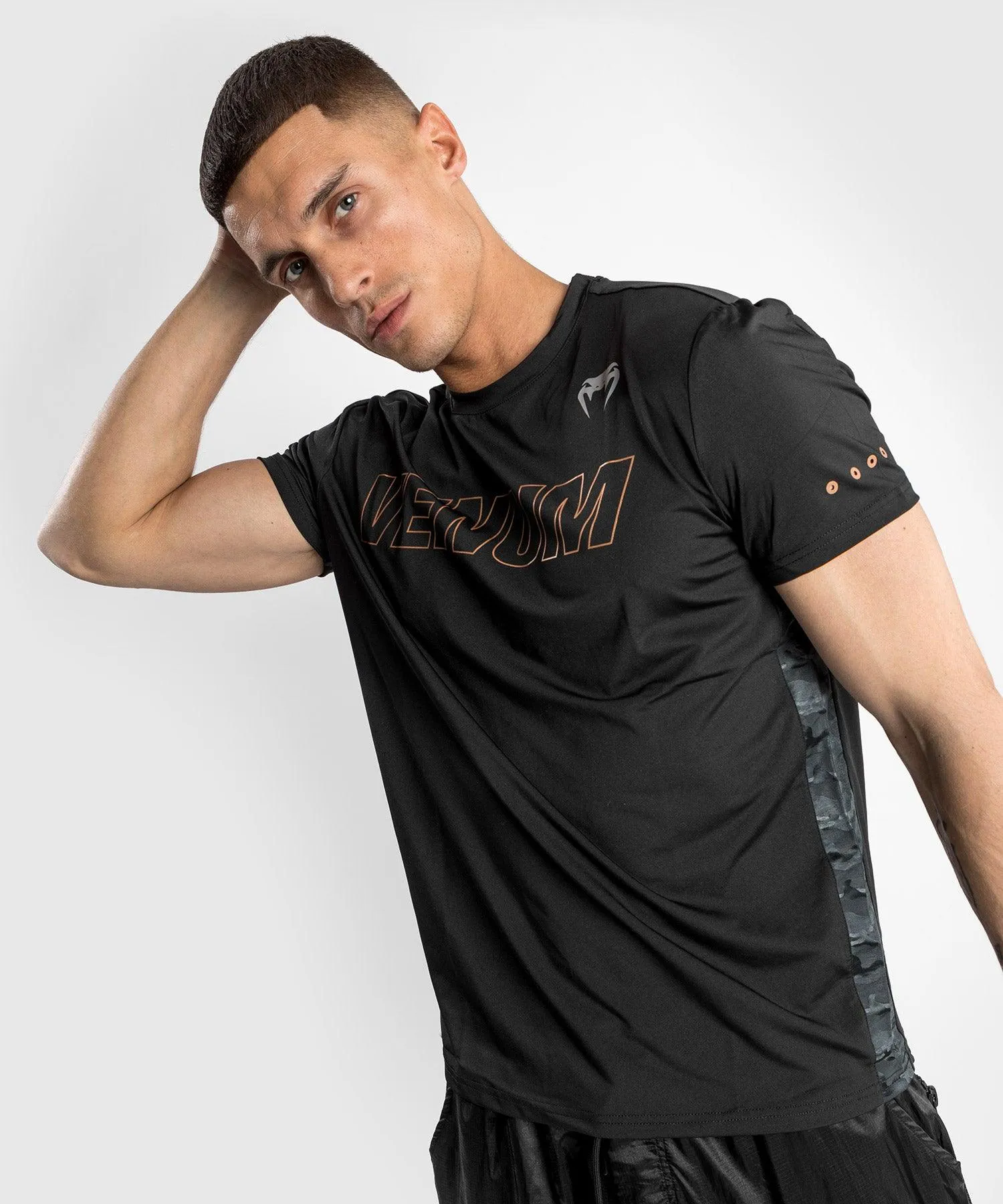 Camiseta Dry-Tech Venum Classic Evo - Negro/Bronce