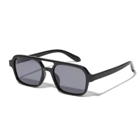 CASS recycled retro style sunglasses black