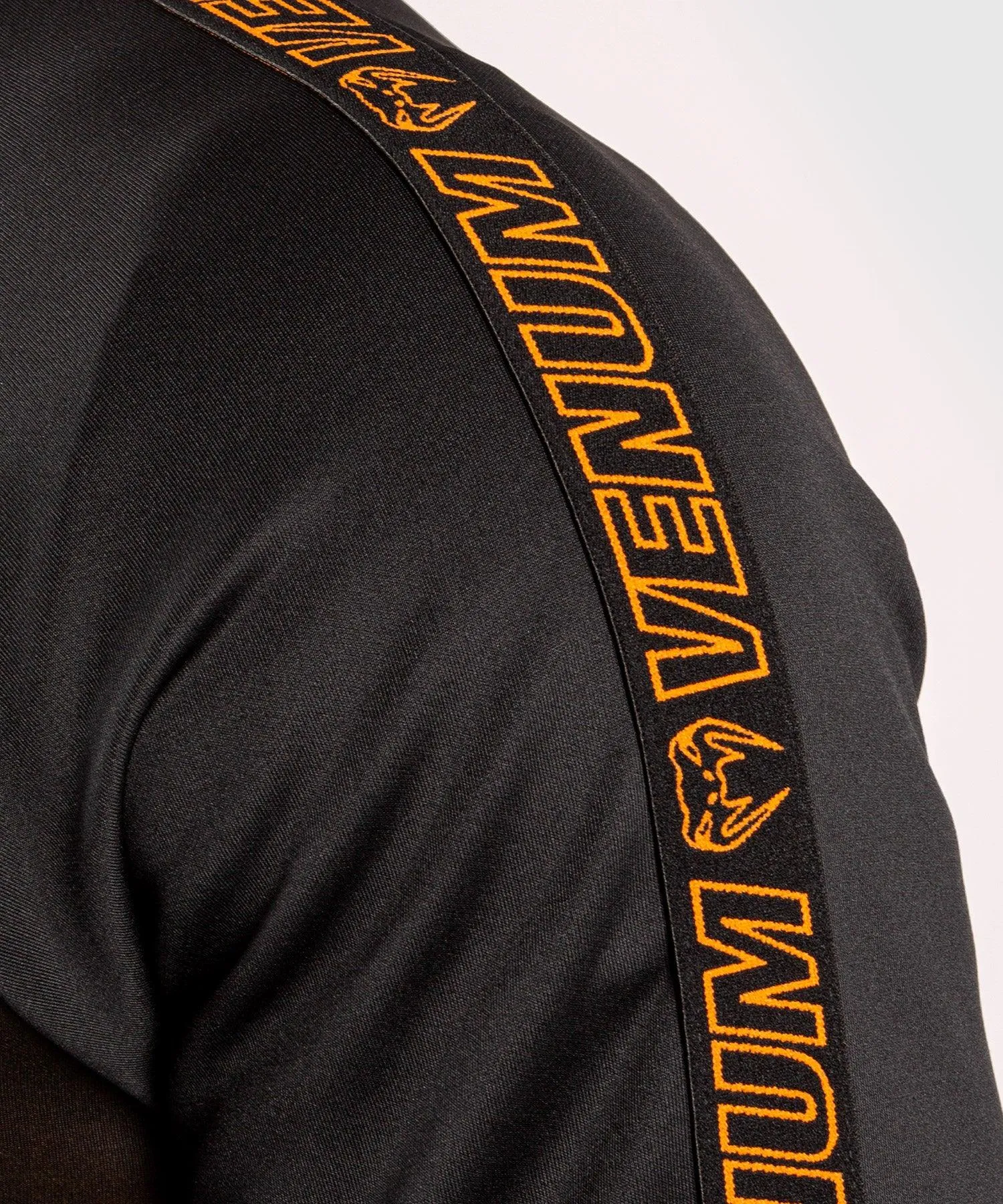 Chaqueta Venum Club 212 - Negro/Naranja