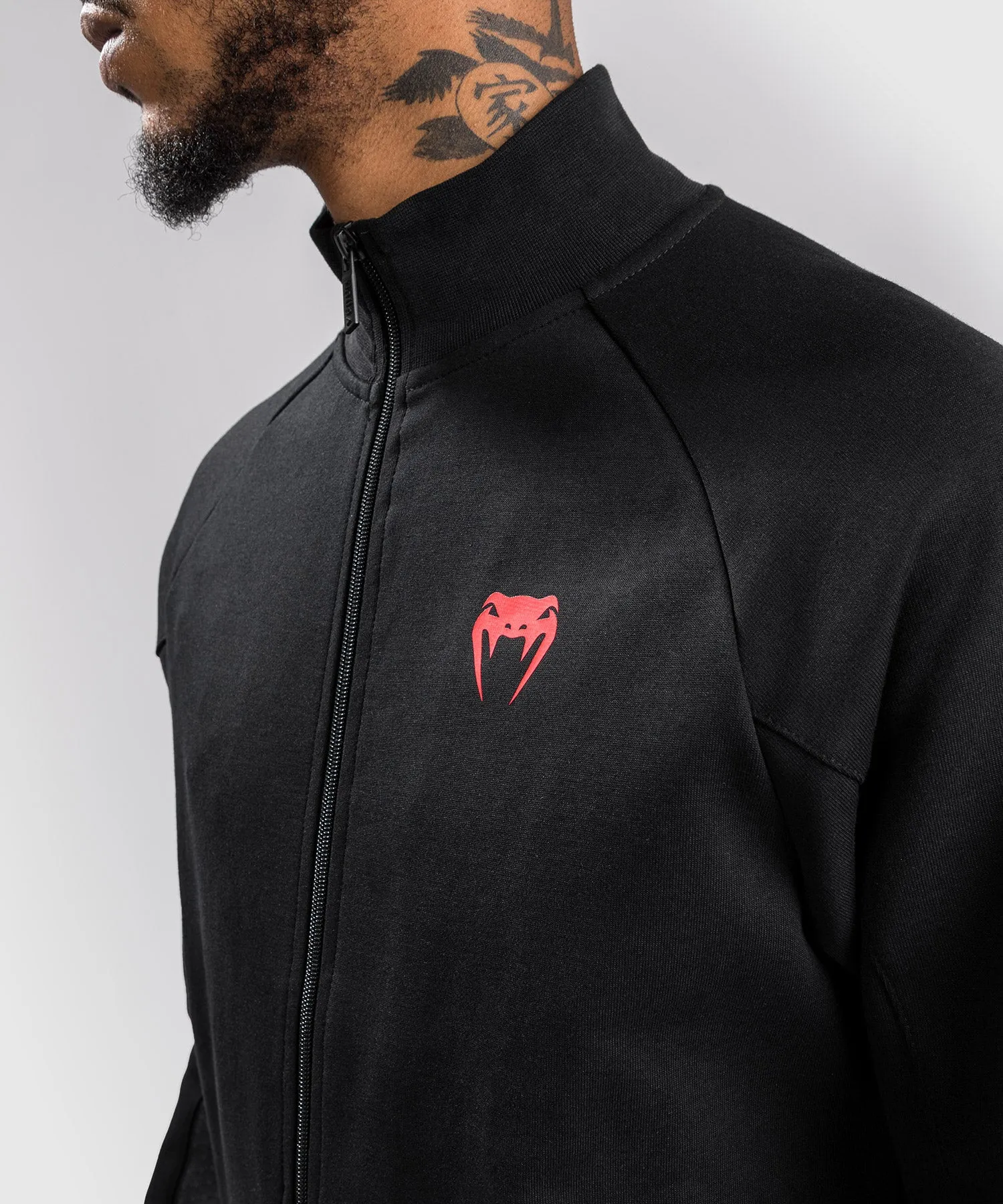 Chaqueta Venum Okinawa 3.0 - Negro/Rojo