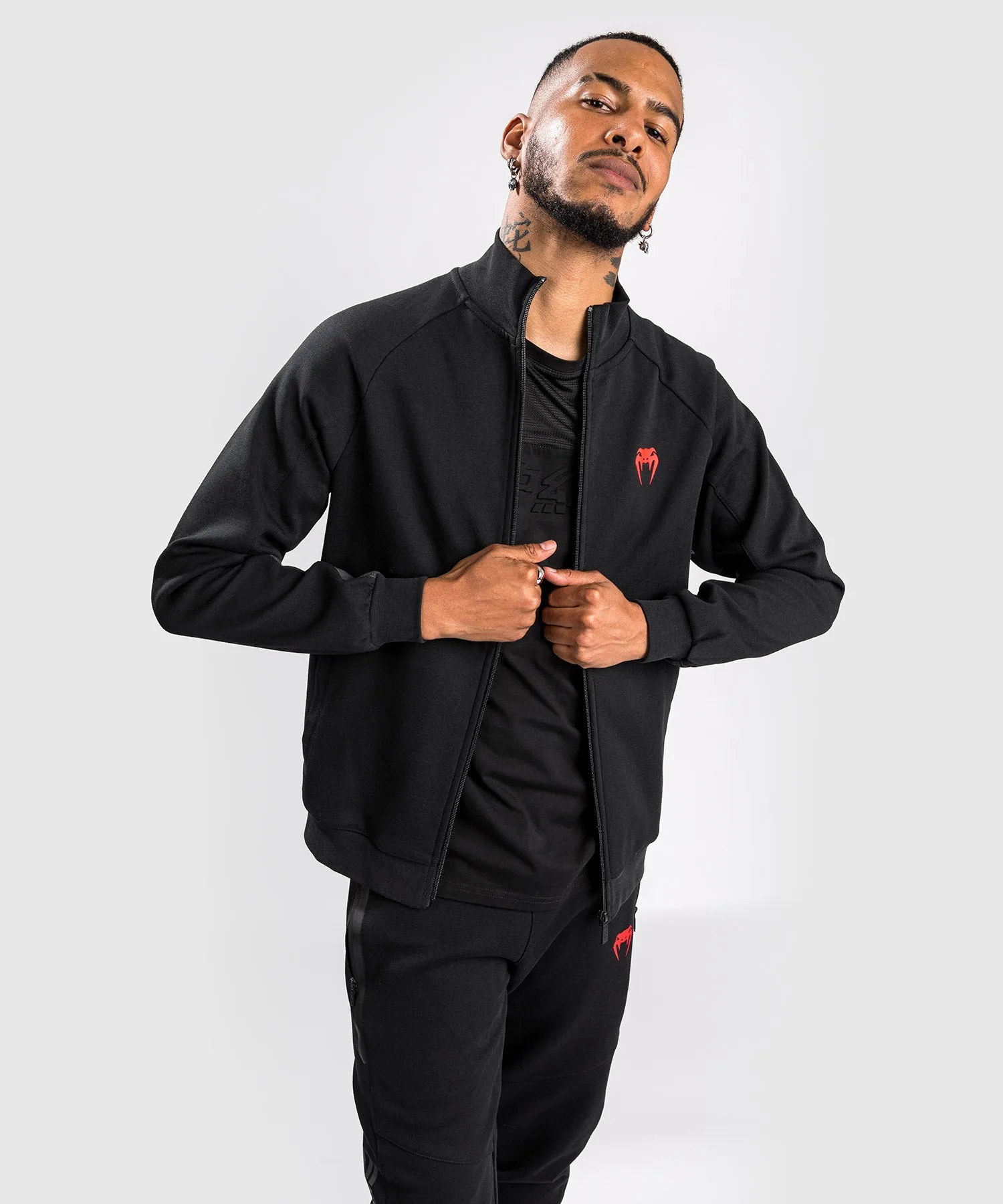 Chaqueta Venum Okinawa 3.0 - Negro/Rojo