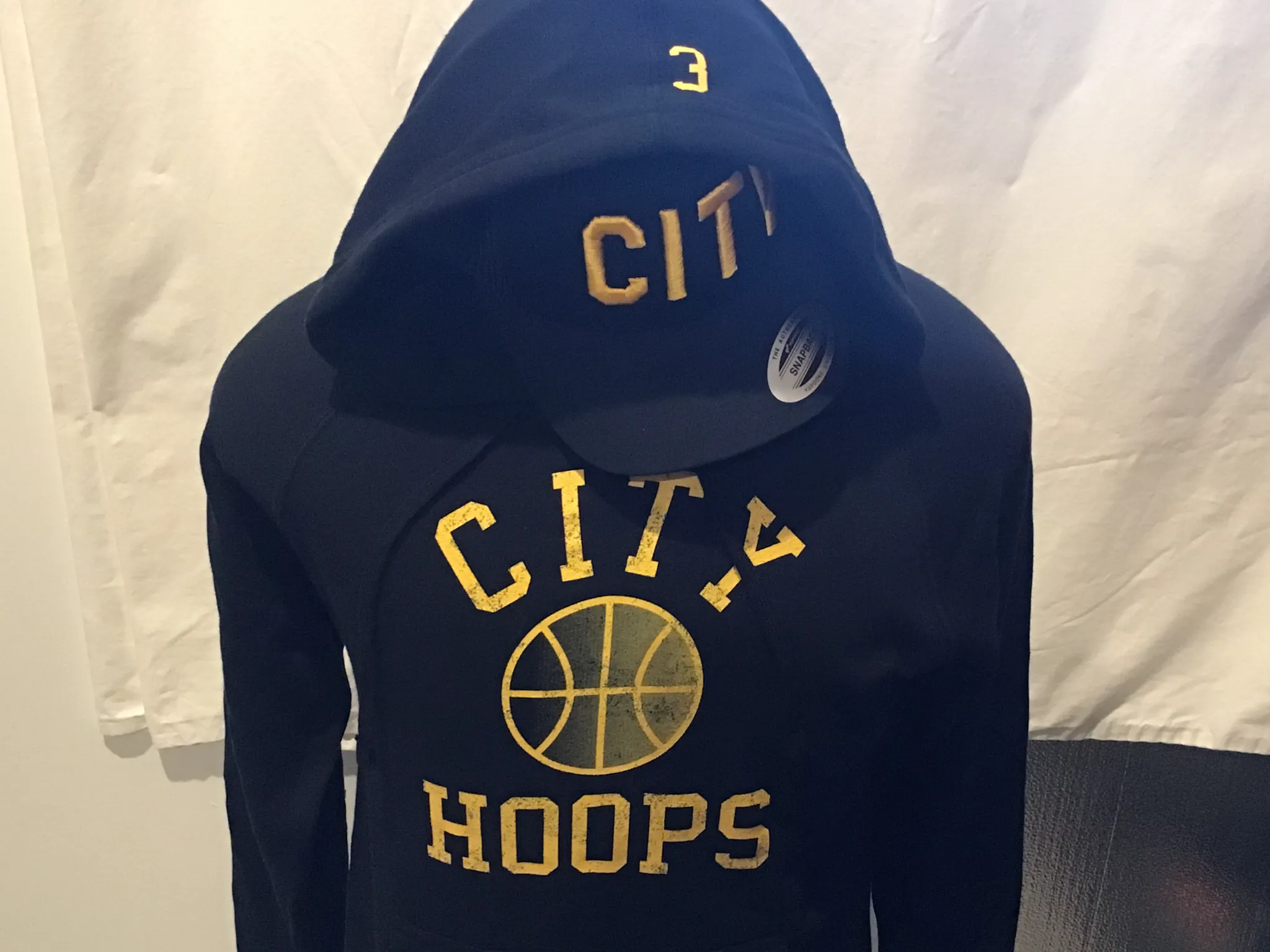 CITY HOOPS Hooded Sweatshirt