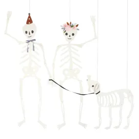 Decorations - Giant Jointed Skeletons