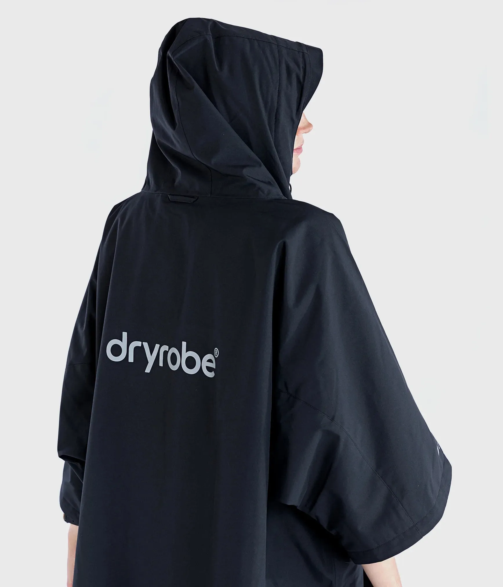 Dryrobe Lite Short Sleeve Changing Robe - Black and Grey