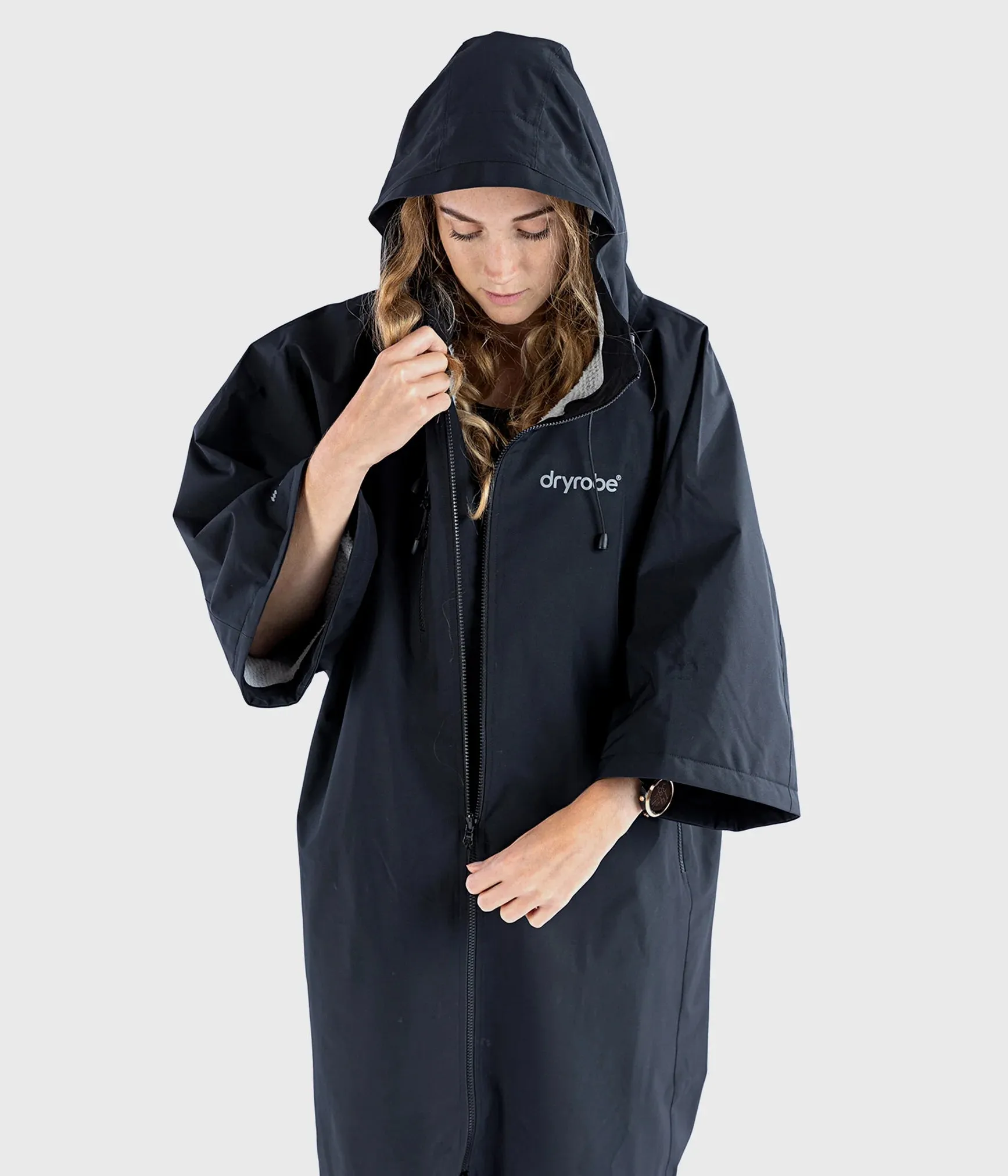 Dryrobe Lite Short Sleeve Changing Robe - Black and Grey