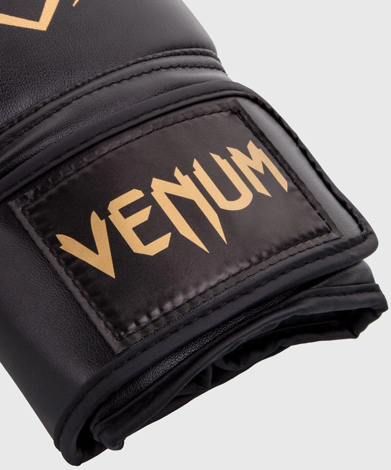 Guantes de Boxeo de Competición Venum  - Negro/Gold