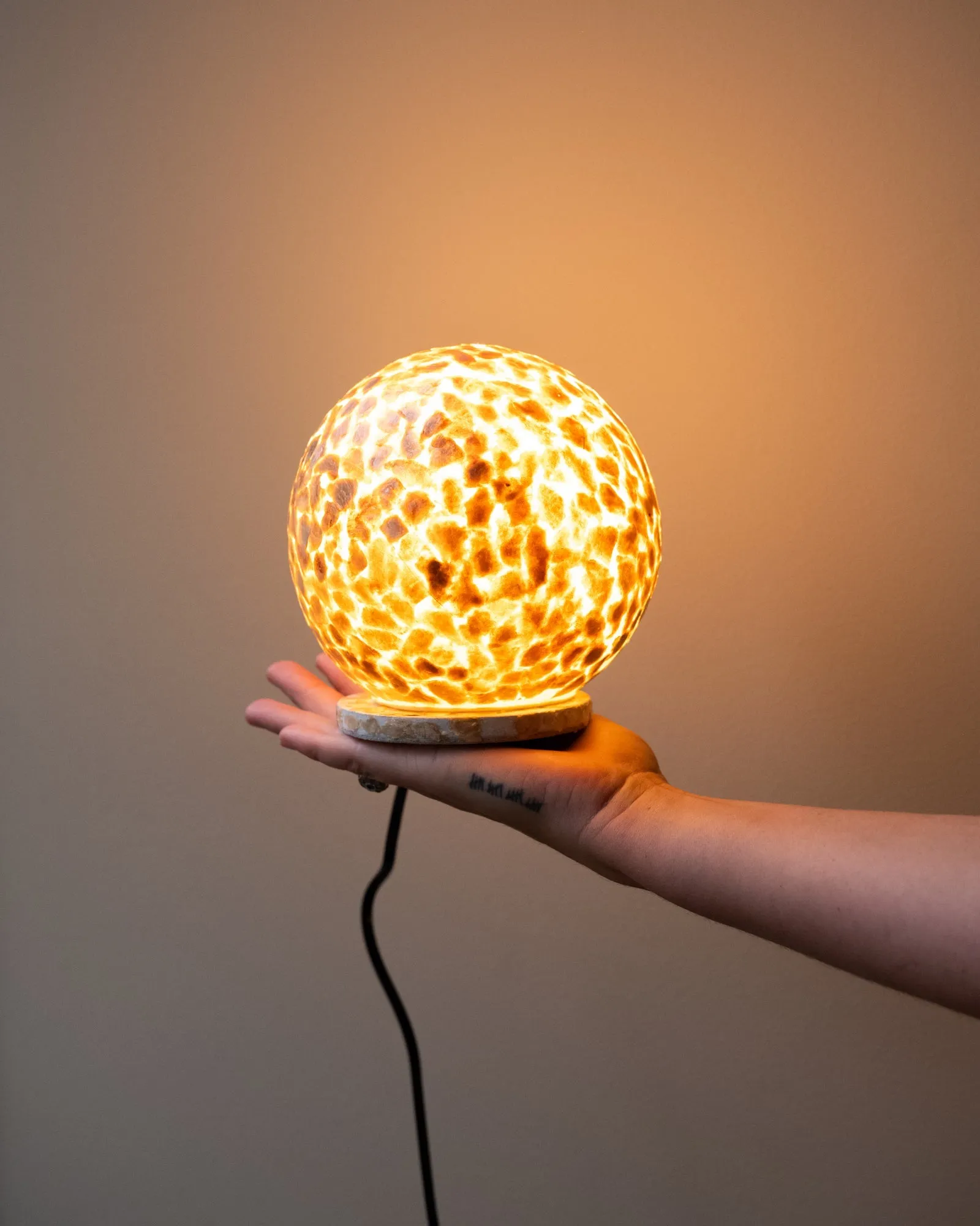 Handmade Lamp Globe Shell Gold