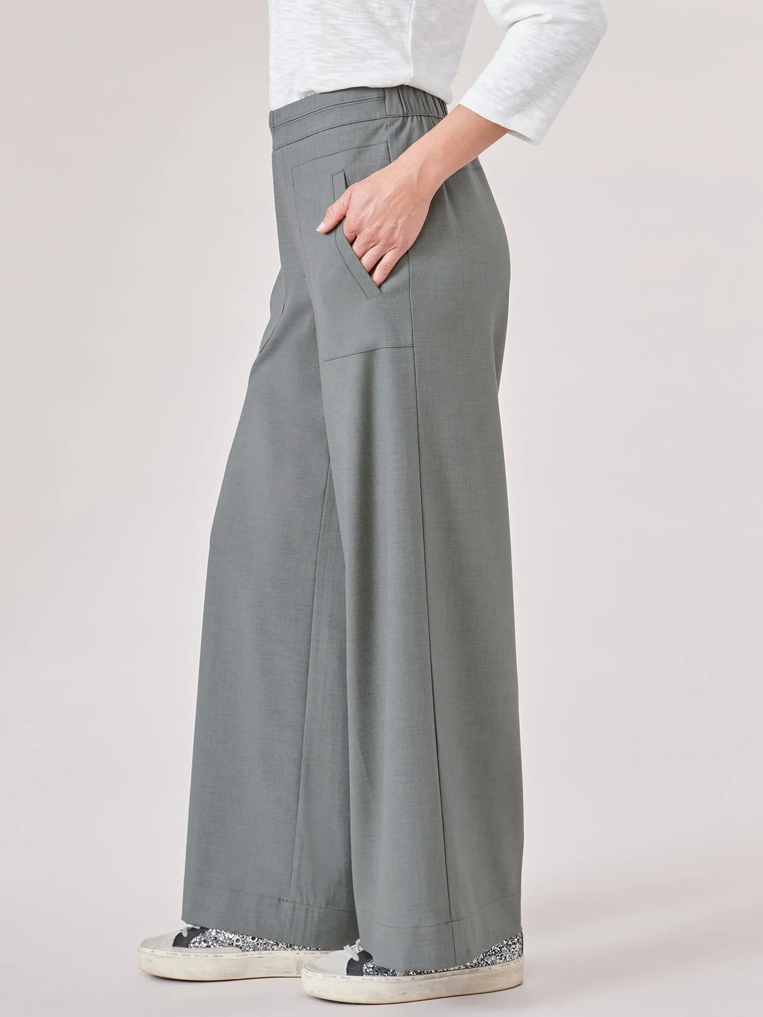 High Rise Utility Pocket Pull On Palazzo Pants