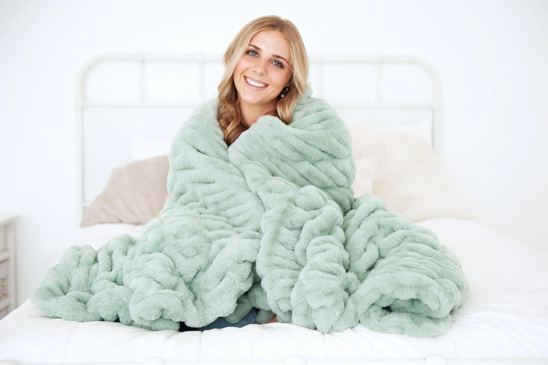 Hugs Mist Blanket