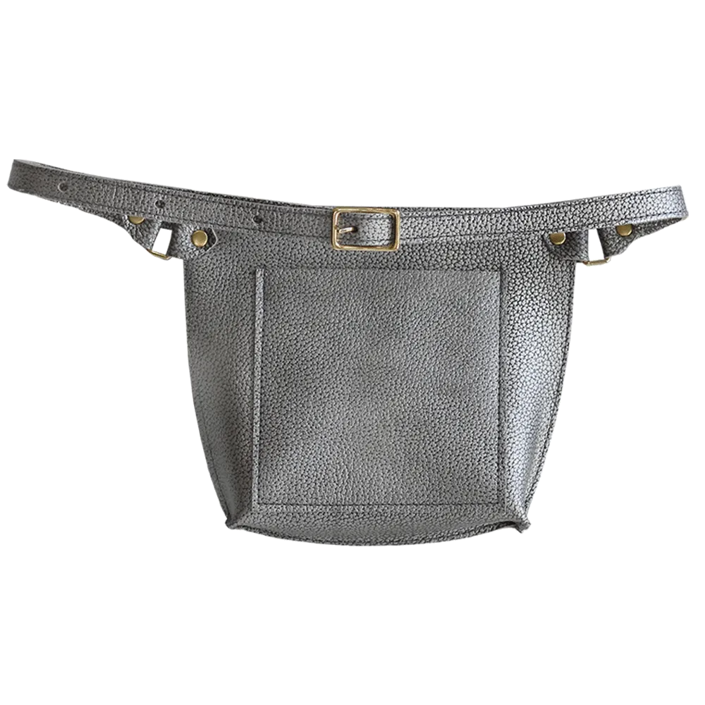 Kitt Belt Bag in Metallic Silver