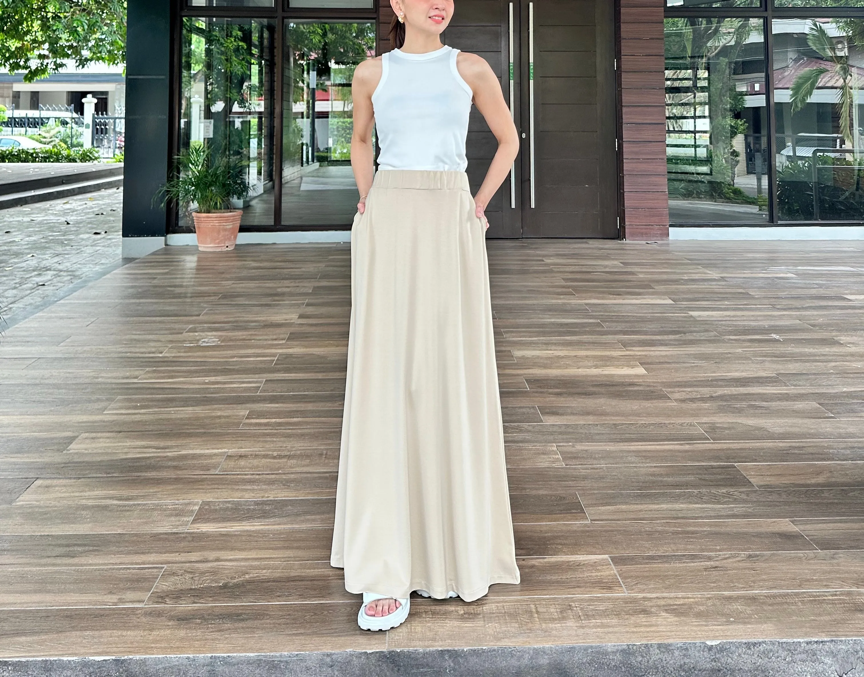 Mina Wide Skirt in Beige (COTTON)