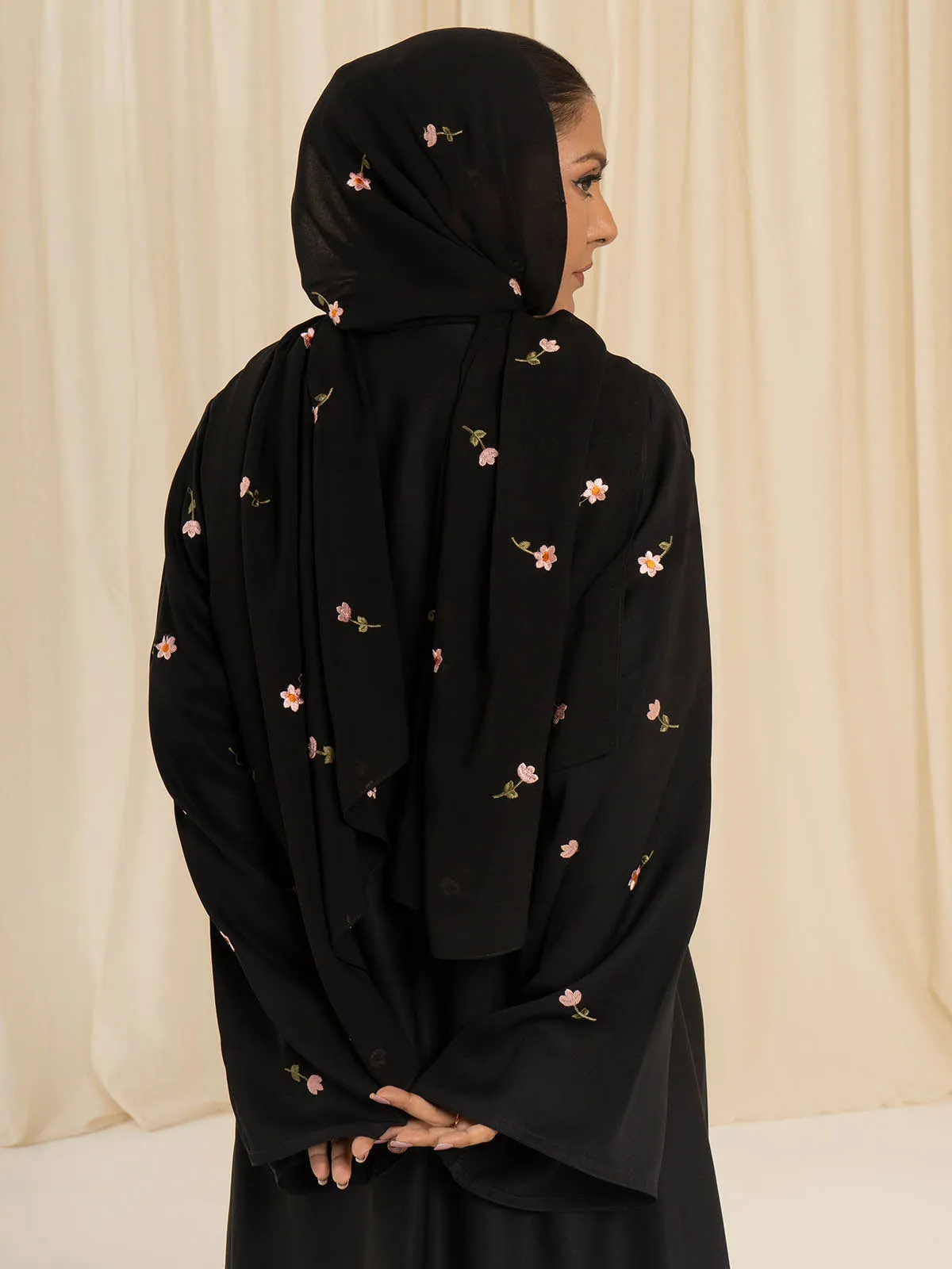 Nova Black Abaya