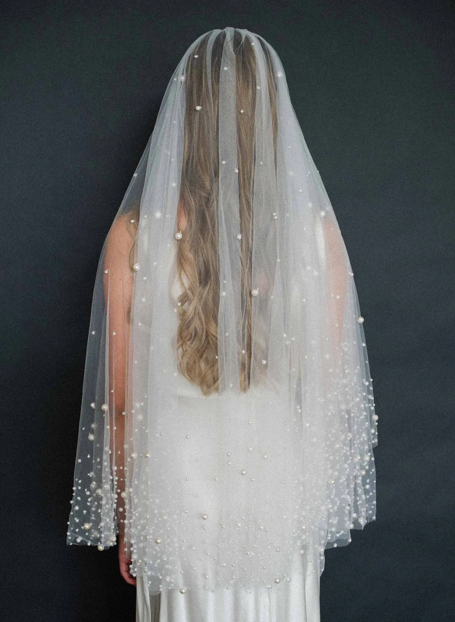 Pearl droplets fantasy veil - Style #2000