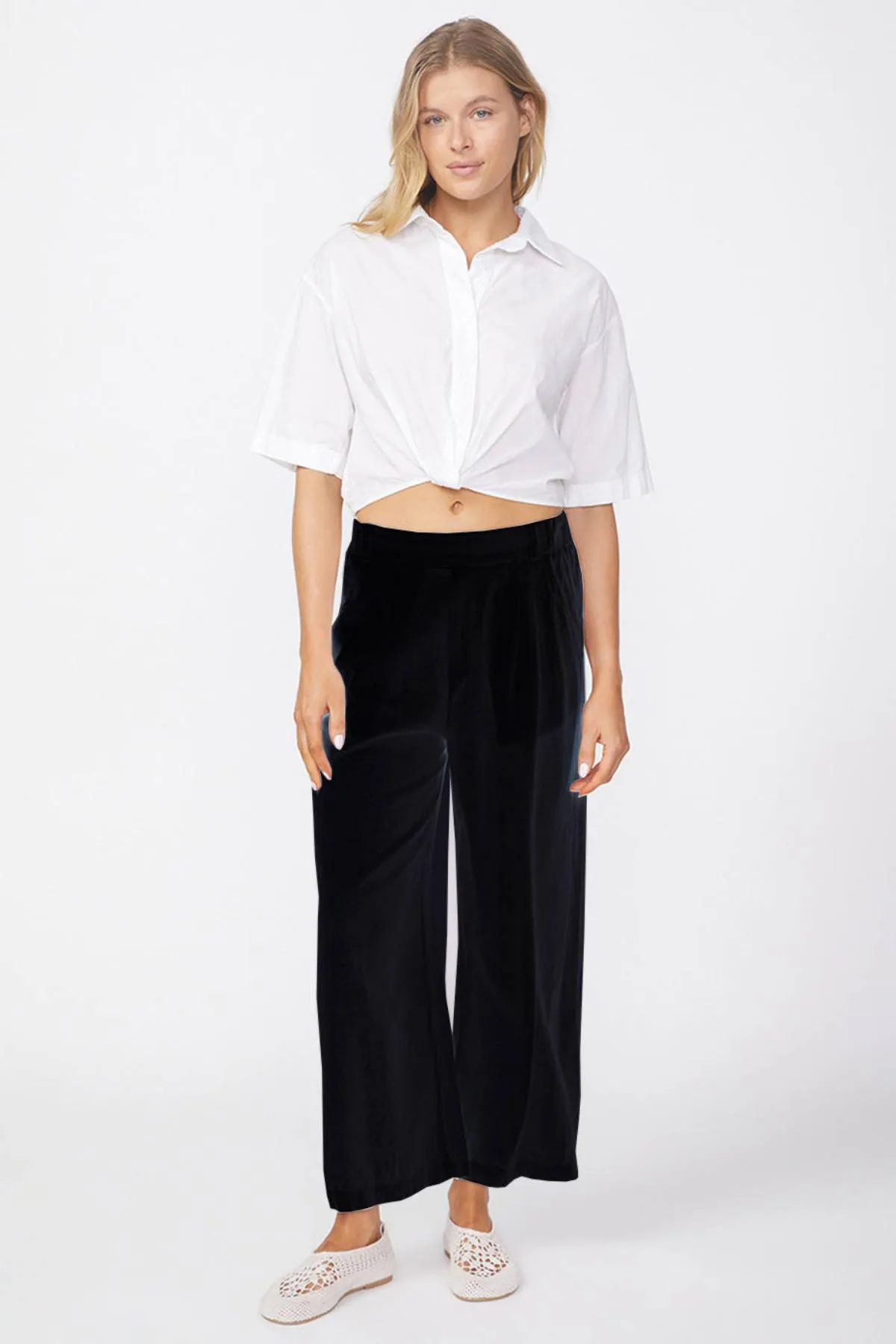 Stateside Linen Cropped Pull-On Trouser in Black