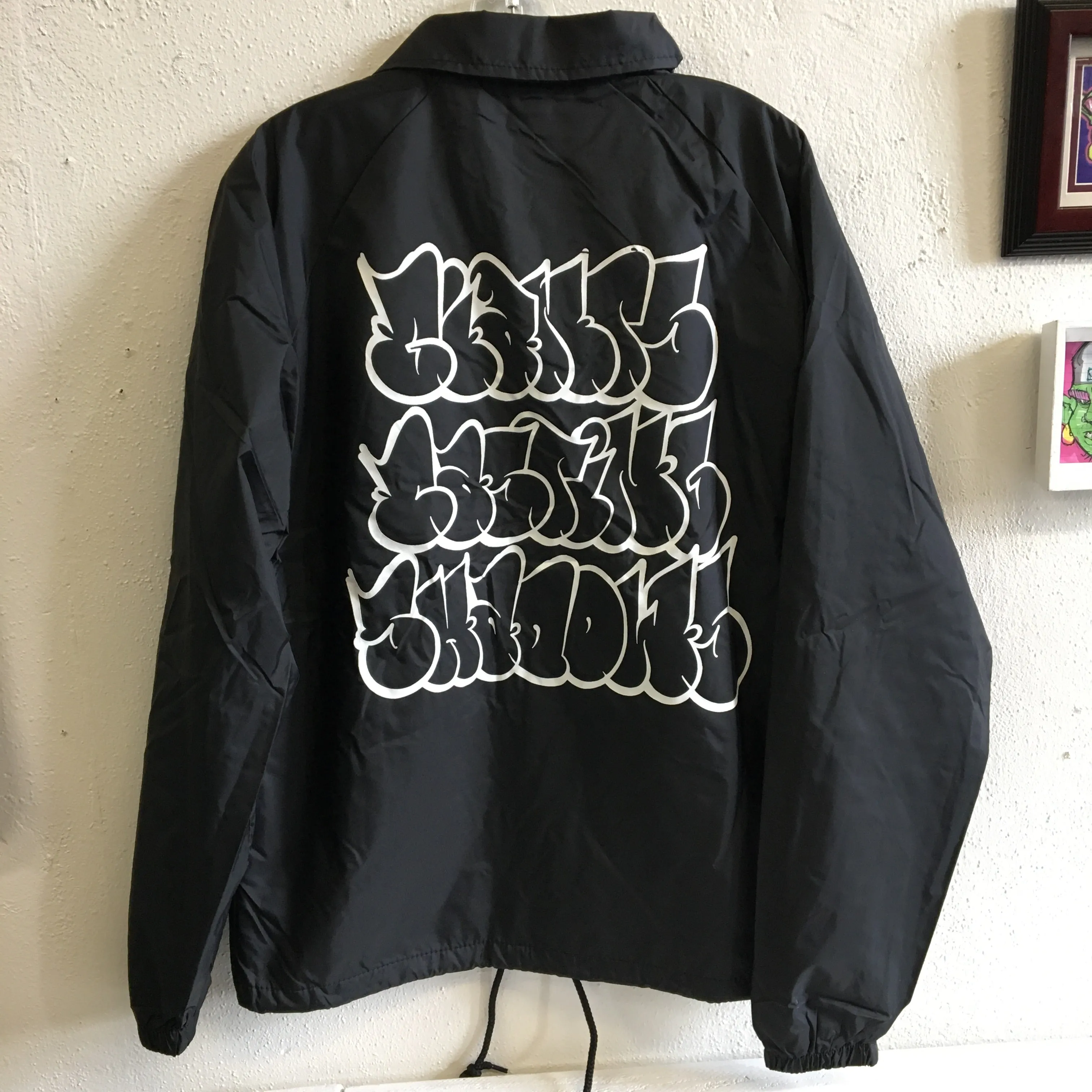 Throwie windbreaker