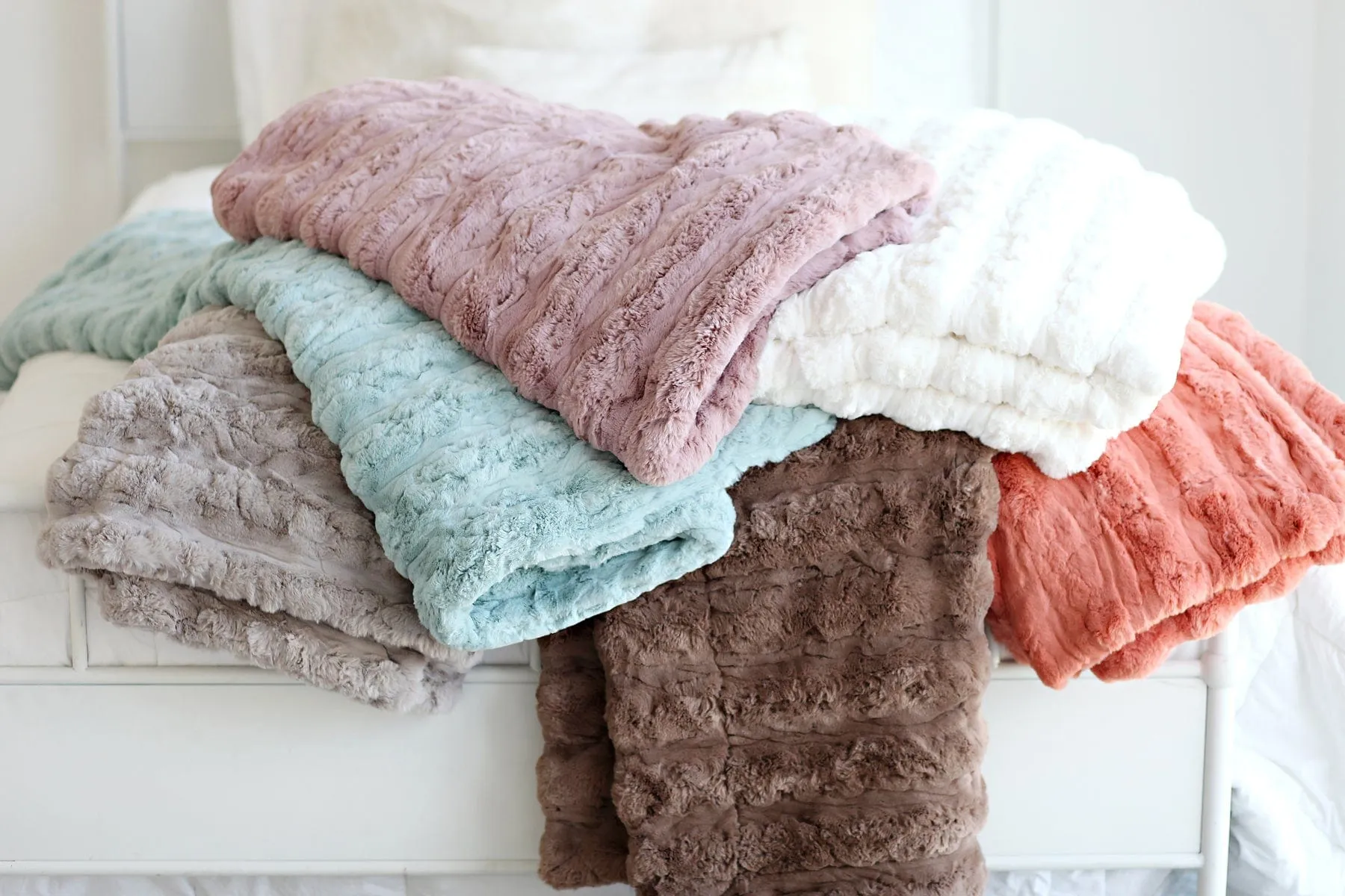 Ultra Sorbet Dusty Orchid Blanket