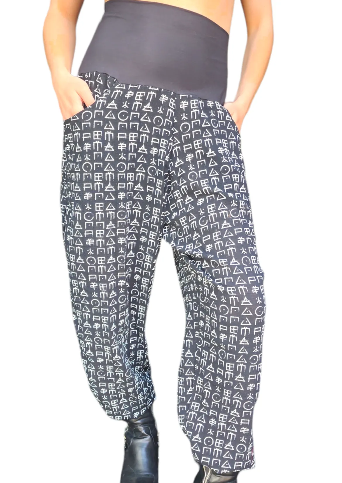 Wotsuma Harem Pants